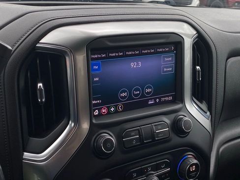 Used 2020 Chevrolet Silverado 1500 LT w/ Fleet Comfort Package AWD/4WD image 14