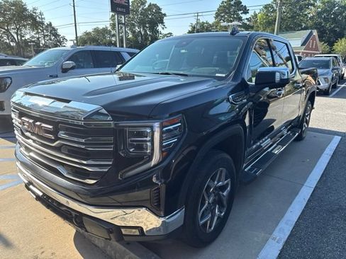 Used 2022 GMC Sierra 1500 SLT w/ SLT Premium Plus Package AWD/4WD image 1