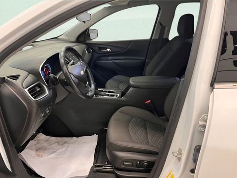 Used 2020 Chevrolet Equinox LT image 16