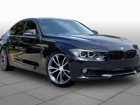 Used 2013 BMW 328i xDrive Sedan AWD/4WD image 3