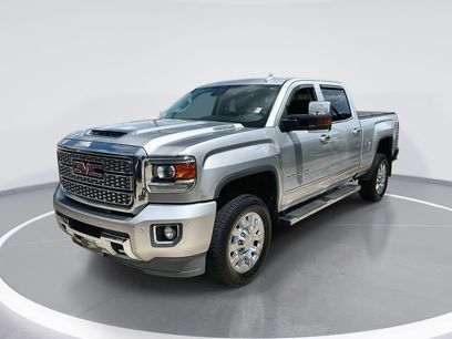 Used 2018 GMC Sierra 2500 Denali w/ Duramax Plus Package