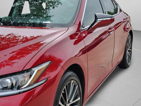 Used 2025 Lexus ES 350 w/ Premium Package image 38