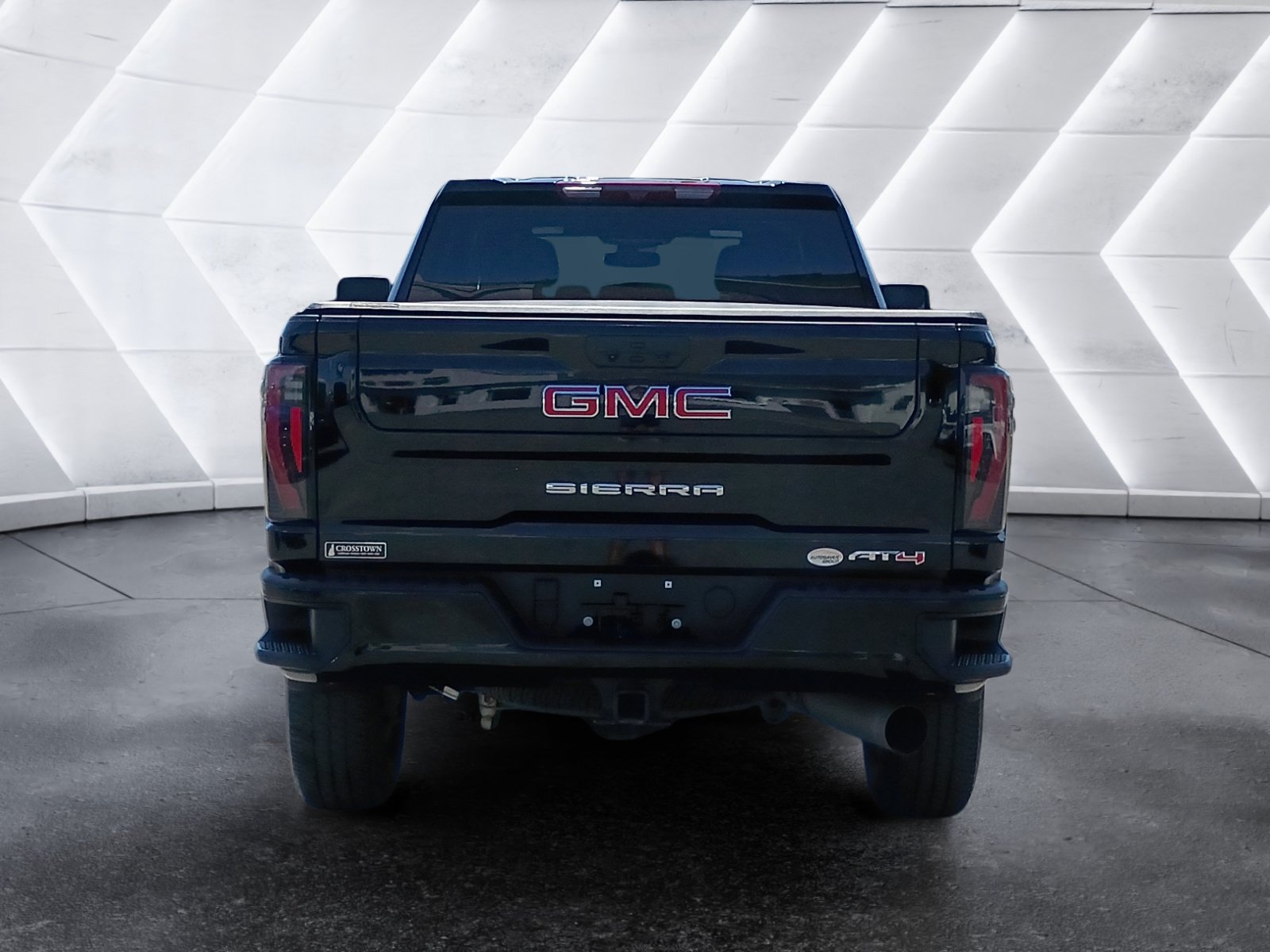 Used 2025 GMC Sierra 2500 AT4 AWD/4WD image 6