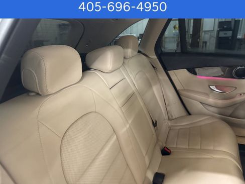 Used 2022 Mercedes-Benz GLC 300 image 30