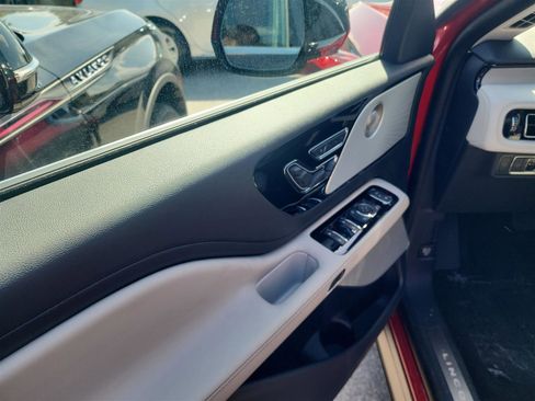 New 2025 Lincoln Aviator Reserve w/ Equipment Group 201A image 9