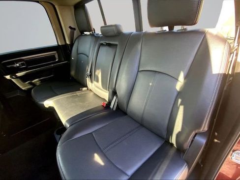Used 2018 RAM 2500 Laramie w/ Sport Appearance Group AWD/4WD image 32