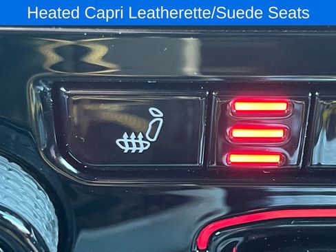 New 2025 Jeep Grand Cherokee Altitude image 13