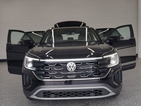 New 2026 Volkswagen Atlas Cross Sport SE AWD/4WD image 30