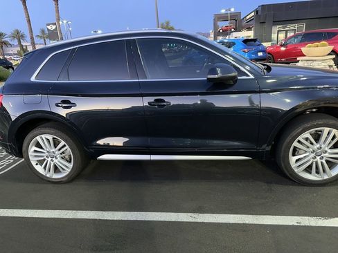 Used 2018 Audi Q5 2.0T Premium Plus w/ Premium Plus Package AWD/4WD image 4