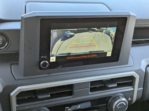 Used 2025 Toyota Tacoma SR image 10