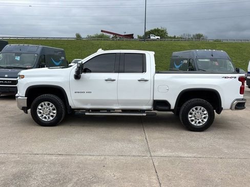 Used 2022 Chevrolet Silverado 2500 LTZ w/ Safety Package AWD/4WD image 10