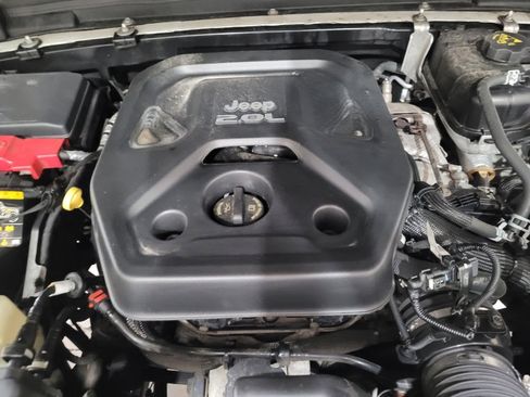 Used 2020 Jeep Wrangler Unlimited Sport S image 30