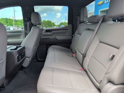 Used 2023 GMC Sierra 1500 SLT w/ SLT Premium Package image 32