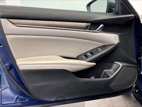 Used 2019 Honda Accord LX image 25