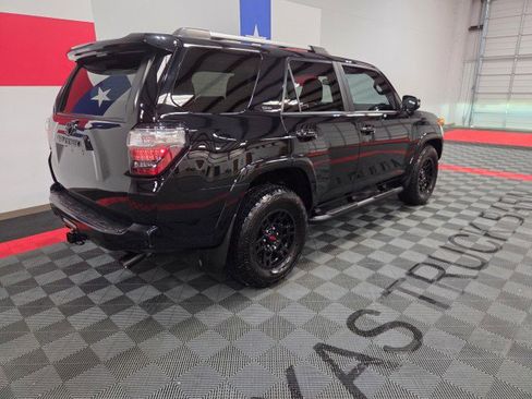 Used 2022 Toyota 4Runner SR5 Premium image 24