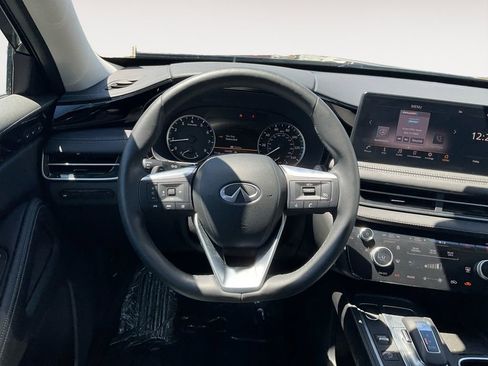 Used 2024 INFINITI QX60 Pure w/ Cargo Package image 17