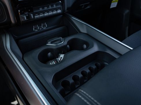 New 2026 RAM 3500 Big Horn AWD/4WD image 26
