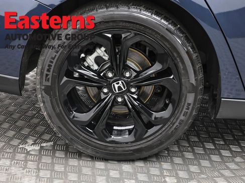 Used 2025 Honda Accord SE image 31