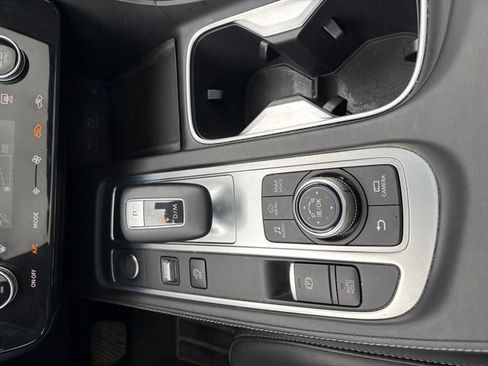 Used 2025 INFINITI QX60 Luxe AWD/4WD image 18