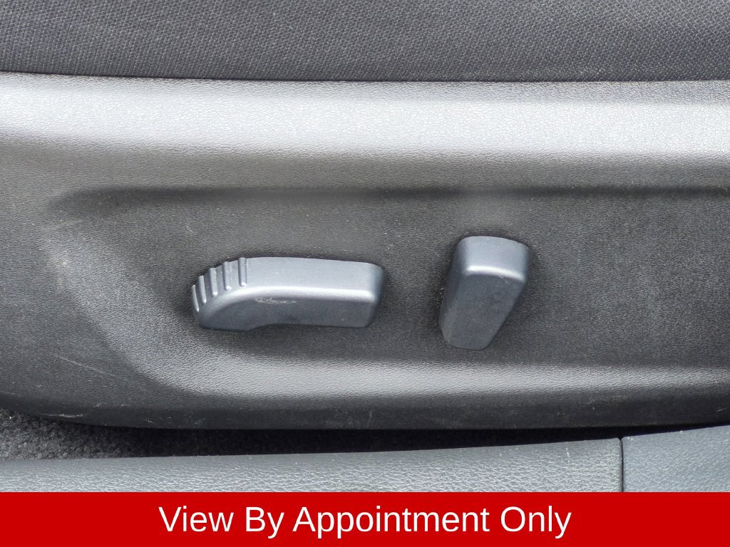 Used 2025 Nissan Altima 2.5 SV FWD image 14
