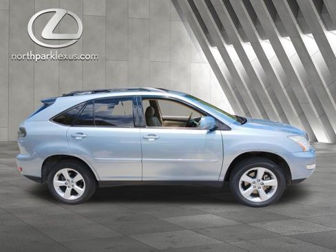 Used 2004 Lexus RX 330 FWD image 4