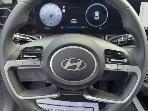 Used 2025 Hyundai Elantra Limited w/ Cargo Package FWD image 12