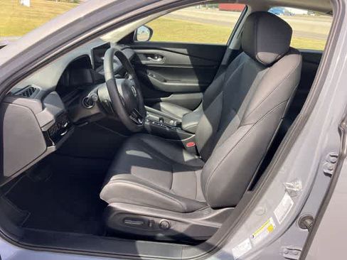 Used 2026 Honda Accord EX-L image 11