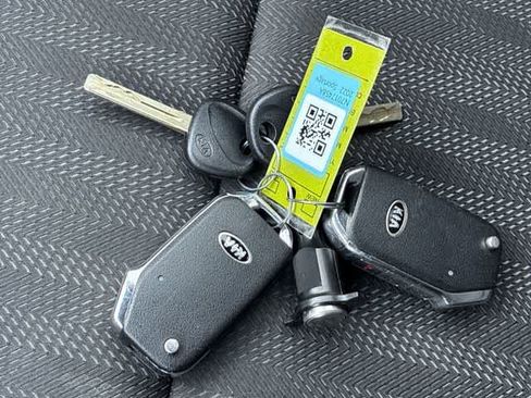 Used 2022 Kia Sportage LX image 36