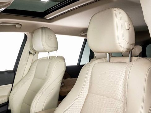 Used 2022 Mercedes-Benz GLS 450 4MATIC image 16