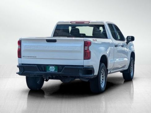 Used 2023 Chevrolet Silverado 1500 W/T w/ WT Value Package AWD/4WD image 4