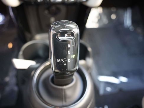 Certified 2024 MINI Cooper S FWD image 18