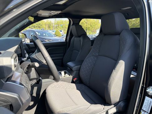 New 2026 Toyota Tacoma SR5 AWD/4WD image 13