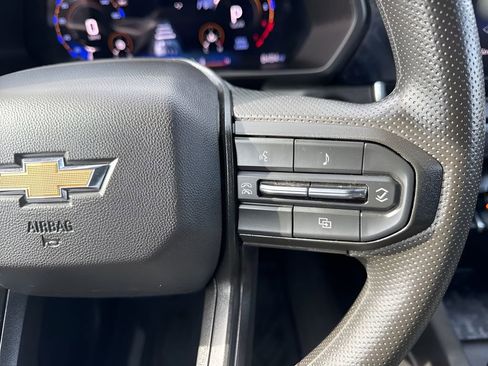 Used 2024 Chevrolet Colorado W/T image 14