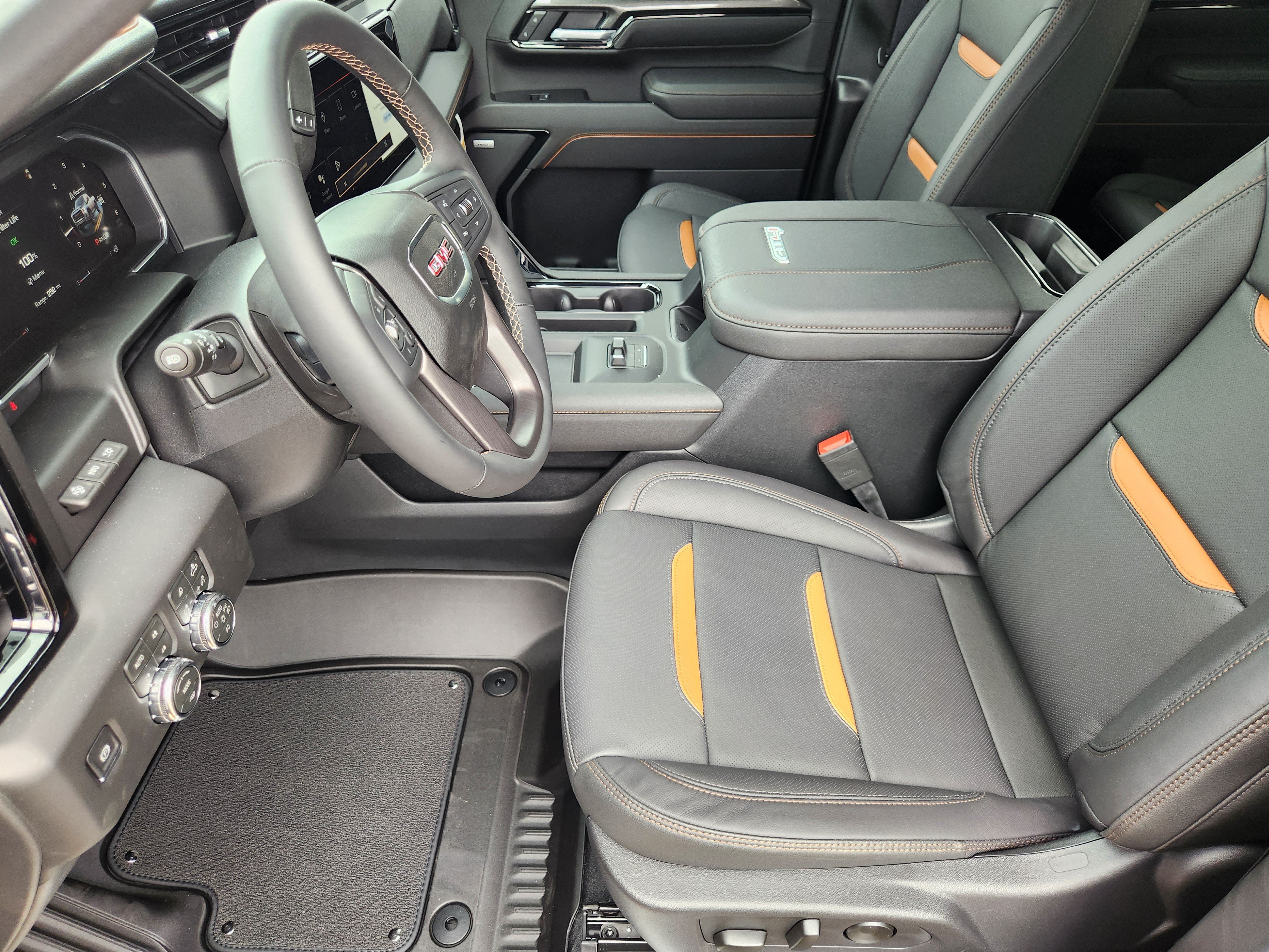 New 2026 GMC Sierra 2500 AT4 w/ Technology Package AWD/4WD image 9