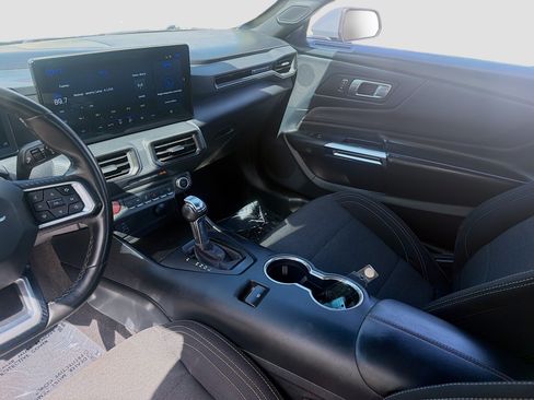 Used 2024 Ford Mustang Coupe RWD image 21