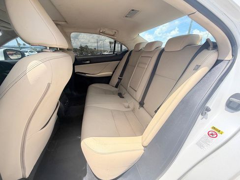Used 2014 Lexus IS 350 w/ Navigation Package RWD image 9