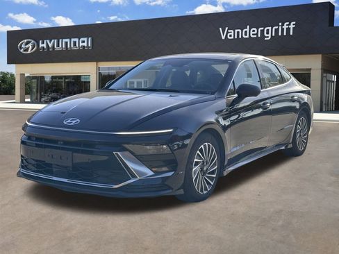 Certified 2025 Hyundai Sonata Limited image 6