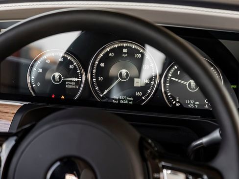 Certified 2024 Rolls-Royce Ghost Extended Wheelbase AWD/4WD image 14
