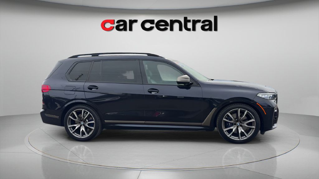 Used 2020 BMW X7 M50i w/ Dynamic Handling Package AWD/4WD image 6