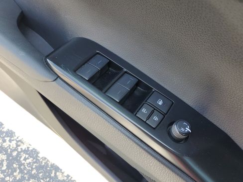 Used 2025 Toyota Camry LE FWD image 30