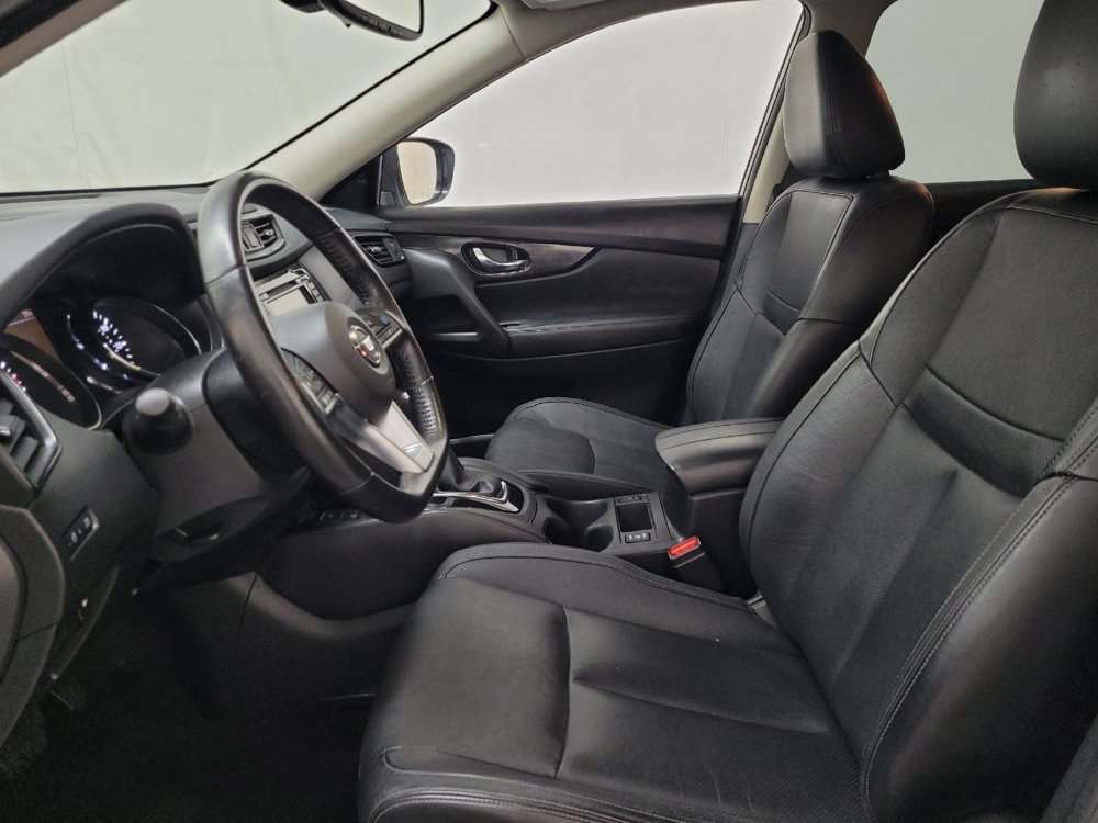 Used 2018 Nissan Rogue SL w/ Premium Package AWD/4WD image 17