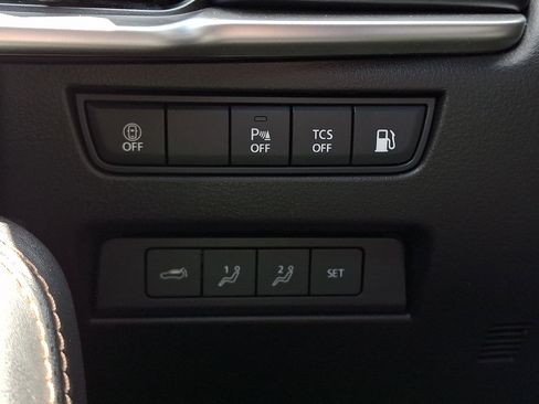 Certified 2024 MAZDA CX-90 Plug-In Hybrid w/ Premium Plus AWD/4WD image 28