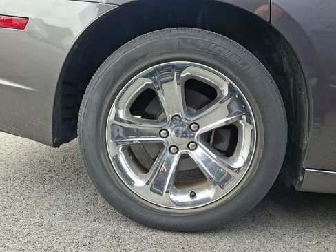 Used 2013 Dodge Charger SE w/ Sport Appearance Group RWD image 9