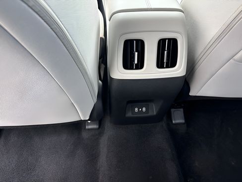 Used 2026 Hyundai Tucson SEL FWD image 21