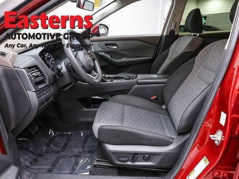 Used 2023 Nissan Rogue SV AWD/4WD image 13