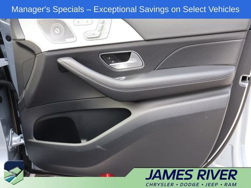 Used 2025 Mercedes-Benz GLE 350 4MATIC image 8