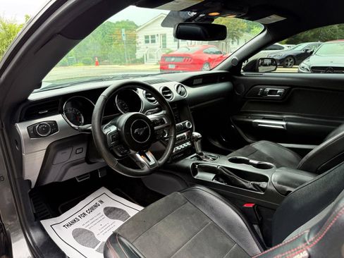 Used 2017 Ford Mustang GT Premium w/ Equipment Group 401A RWD image 17
