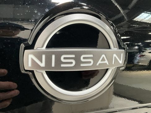 Used 2025 Nissan Rogue SV AWD/4WD image 29