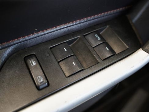 Used 2012 Ford Edge Limited image 26