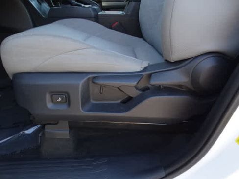 Used 2024 Toyota Tacoma SR5 image 18